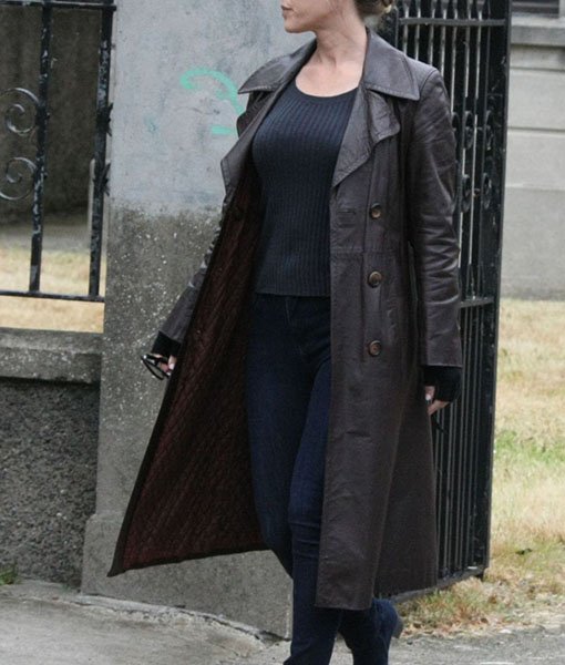 Alice_Eve_Black_Leather_Coat_2