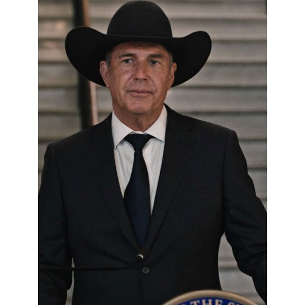 John_Dutton_Yellowstone_Suit_1
