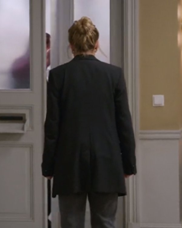 Love_&_Anarchy_S02_Ida_Engvoll_Black_Blazer_2
