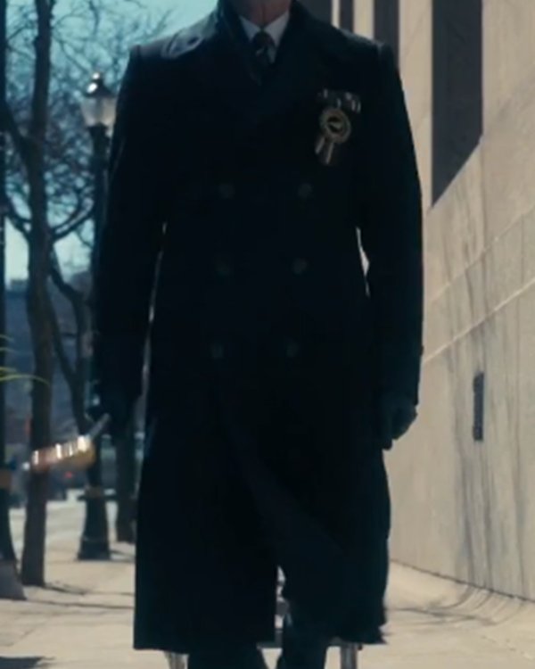The_Umbrella_Academy_S03_Colm_Feore_Black_Coat_1