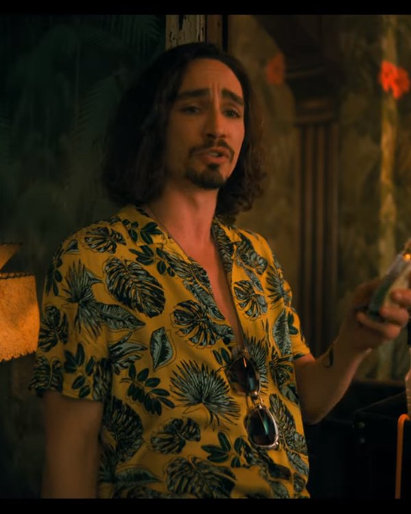 The_Umbrella_Academy_Klaus_Hargreeves_Yellow_Leaf_Print_Shirt_1