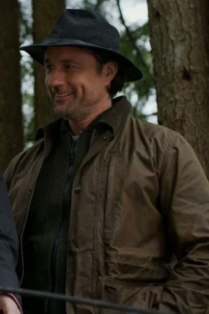 Virgin_River_Season_2_Martin_Henderson_Jacket
