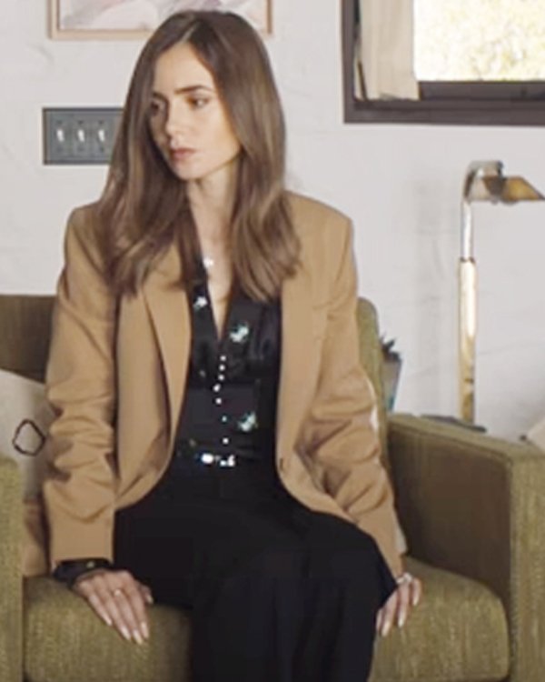 Windfall_2022_Lily_Collins_Blazer_1