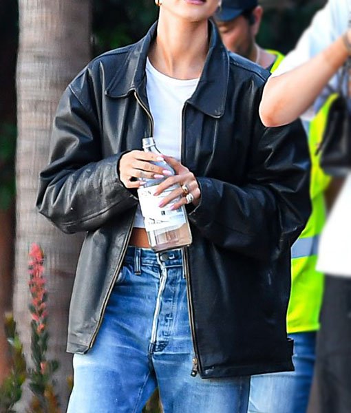 Hailey_Bieber_Black_Leather_Jacket_1