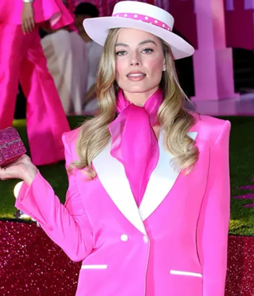Margot-Robbie-Barbie-2023-Pink-Blazer-510x595