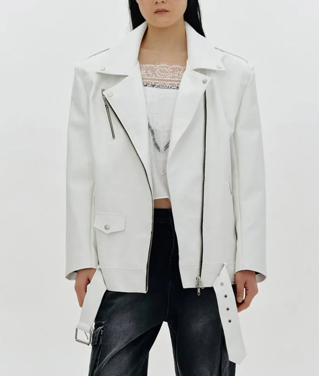 sam-fox-white-leather-jacket-1080x1271