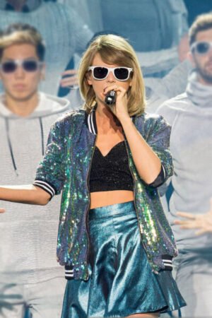 Taylor-Swift-1989-World-Tour-Sequin-Jacket-510x600