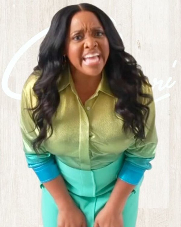 The-View-2023-Sherri-Shepherd-Metallic-Ombre-Shirt