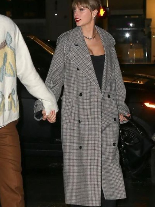 SNL Afterparty Dinner Taylor Swift Grey Oversized T