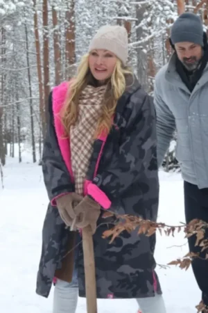 A European Christmas Ivy Allen Coat