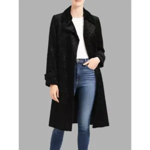 Murder in a Small Town Cas­san­dra Lee Textured Coat