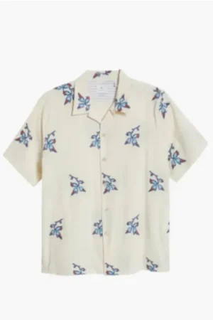 Access Hollywood 2025 Scott Evans Blue Floral Camp Shirt