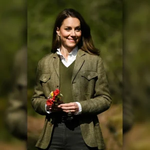 Kate Middleton Scotland Forest Blazer