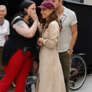 New York Natalie Portman Beige Coat